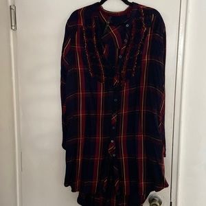 Gently used Melissa McCarthy plaid tunic